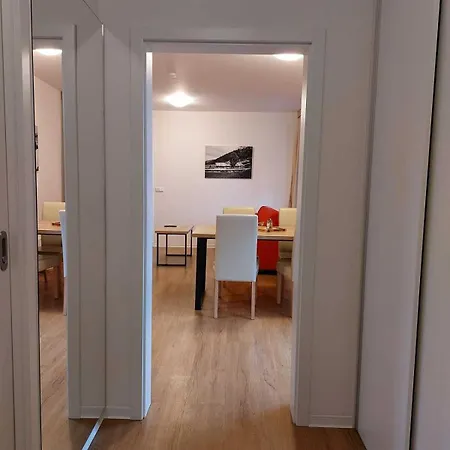 Neta Velke Karlovice, Polansky Dvur