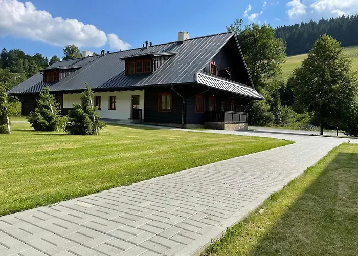 Апартаменты Neta Velke Karlovice, Polansky Dvur *