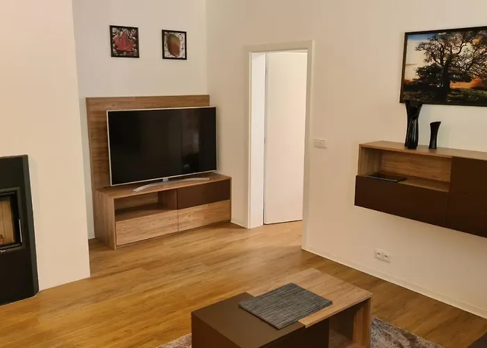 Neta Velke Karlovice, Polansky Dvur