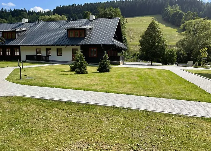 Апартаменты Neta Velke Karlovice, Polansky Dvur Вельке-Карловице